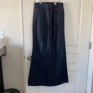 JOES High waisted bell bottom in size 27